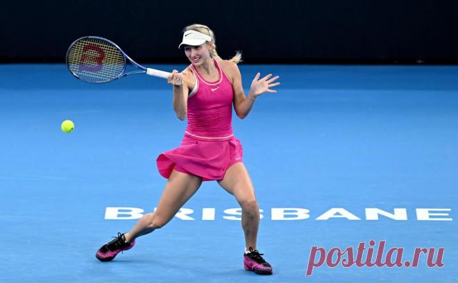 Россиянка снялась с турнира WTA в Аделаиде перед матчем с украинкой. Анастасия Потапова сообщила, что не сможет сыграть в стартующем 8 января турнире из-за травмы. В первом круге ее соперницей должна была стать украинка Леся Цуренко