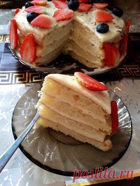 Торт-десерт
ИНГРЕДИЕНТЫ для приготовления теста:
Сахар – 1 стакан
Сметана – 1 стакан
Мука – 1 стакан
Яйцо- 1 штука
Сода (разрыхлитель) – ½ чайной ложки
Для приготовления крема:
Сахар – 1 стакан
Сметана – 1 стакан

ПРИГОТОВЛЕНИЕ ТОРТА:
1. Взбиваем 1 стакан сахара с 1 стаканом сметаны. В полученную массу добавляем яйцо. Соду гасим уксусом и вливаем в след за яйцом, после чего все тщательно перемешиваем. Далее постепенно начинаем подмешивать муку, обязательно просеянную через...