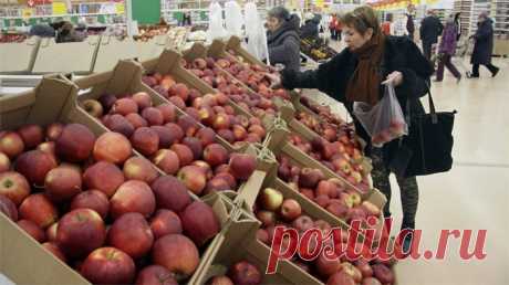Какие хитрости на прилавках магазинов помогают замаскировать продукты ненадлежащего качества Поговорим о знаменитых уловках супермаркетов по сбыту некачественных продуктов. / Фото: kp.by Торговцы имеют профессию, возраст которой - несколько тысяч лет. Немудрено научиться за этот срок самым разнообразным уловкам, которые помогут сбыть продукт, качество которого уже сомнительное...