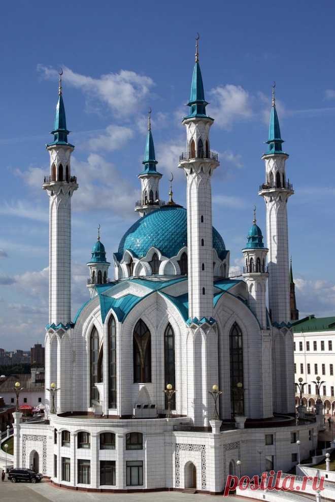 Kazan is the capital and largest city of the Republic of Tatarstan, Russia.  |  Пин от пользователя Josiane Fouquet на доске Russie