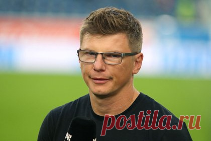 Аршавин поделился мнением о дисквалификации Валиевой. Бывший игрок сборной России по футболу Андрей Аршавин поделился мнением о дисквалификации российской фигуристки Камилы Валиевой за допинг. Он рассказал, что ему удалось пообщаться с Валиевой на открытии Игр будущего в Казани. «Обидно за нее, если честно», — заявил Аршавин.