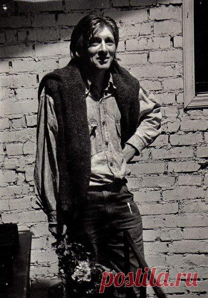 Мой режиссёр - Алексей Левинский. 21год я была актрисой и директором его театр-студии "Театр"