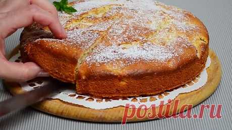 Вкусный яблочный пирог на кефире