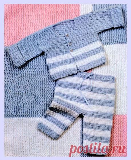 Полосатый костюм для малыша.