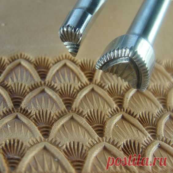 (189) Hackbarth Stainless Leather Stamping Tools - Medium Seashell Set (2 Tools) | ༺✿༻Leather Tutorials༺✿༻