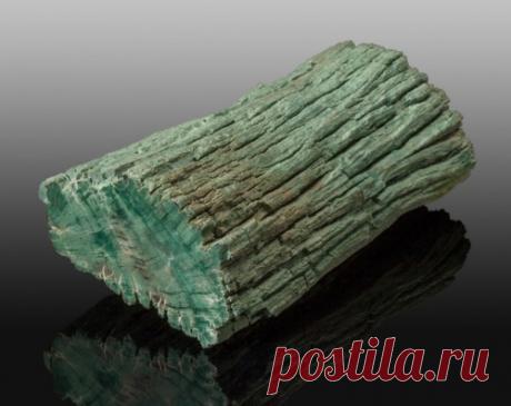 You call the shots babe, I just wanna be yours.