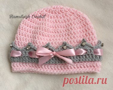 Girly Crown Hat {Free Crochet Pattern} |