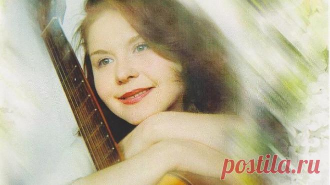 Анна Жунёва Цветёт сирень