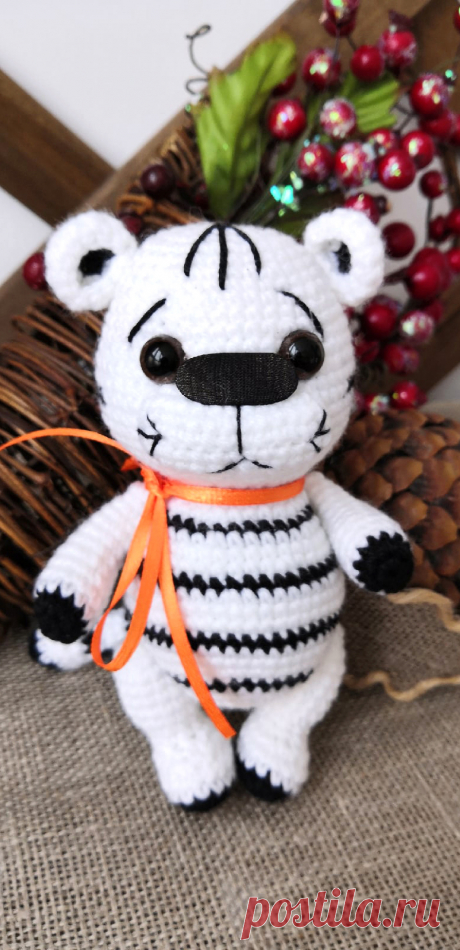 PDF Тигрёнок малыш крючком. FREE crochet pattern; Аmigurumi animal patterns. Амигуруми схемы и описания на русском. Вязаные игрушки и поделки своими руками #amimore - тигр из обычной пряжи, тигрёнок, котик, кот, кошечка, кошка, котенок.