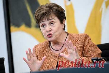 В МВФ предрекли сложности для мировой экономики. Директор-распорядитель Международного валютного фонда (МВФ) Кристалина Георгиева заявила, что 2023 будет очередным сложным годом для мировой экономики. По ее словам, уже некоторое время глобальная экономика уже находится в состоянии турбулентности и переживает «шок за шоком».