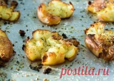 Печеный картофель с розмарином