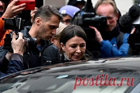 Адвокат рассказал о последствиях банкротства для Блиновской. Процедура банкротства в случае блогера Елены Блиновской может не привести к ожидаемому результату в виде аннулирования долгов. Суд должен будет рассмотреть, насколько добросовестным было заявление и не способствовала ли сама фигурнатка банкротству. Об этом «Ленте.ру» рассказал адвокат Артур Айрапетов.