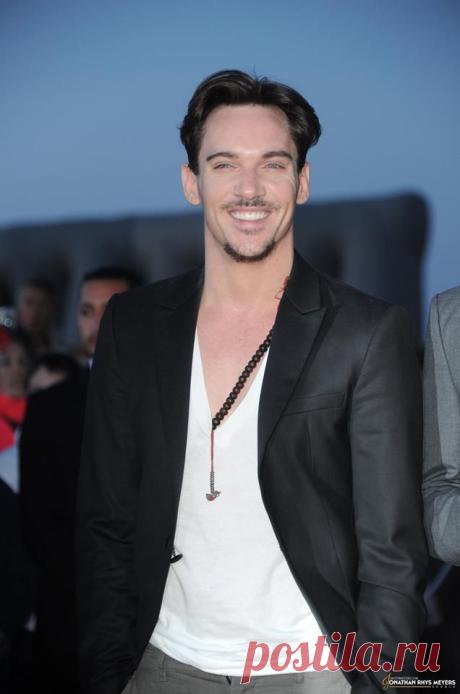 (98) Jonathan Rhys Meyers Discussion