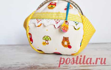 кошелек с матрешкой + выкройки Я еще не утомила Вас кошельками)?Если нет то покажу еще один с матрешкой)