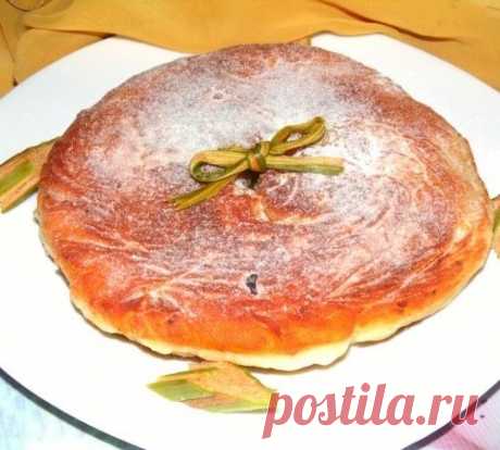 Пирог с ревенем и тыквой на сковороде