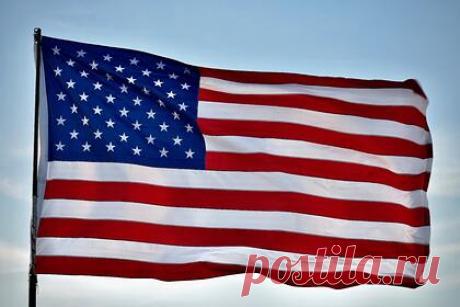Конгрессмен призвал США не выделять Украине «ни единого доллара». Член палаты представителей от Республиканской партии Дэн Бишоп заявил, что США не стоит выделять Украине «ни единого доллара». По его мнению, Вашингтону необходимо сконцентрироваться на внутренних проблемах. «Непрекращающаяся» помощь Киеву служит примером политики президента Джо Байдена «Америка в последнюю очередь».
