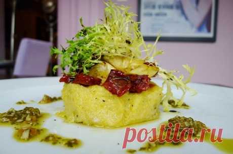 Как приготовить вкусную кукурузную поленту?