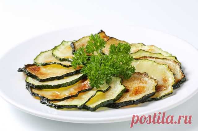 Овощные чипсы: кабачки, баклажаны, морковь