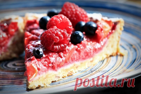 Ягодный пай &quot;Дары июля&quot;