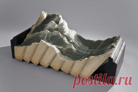 Гай Ларами. Скульптуры из книг