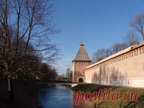 Smolensk Fortress Wall  Free Stock Photo HD - Public Domain Pictures