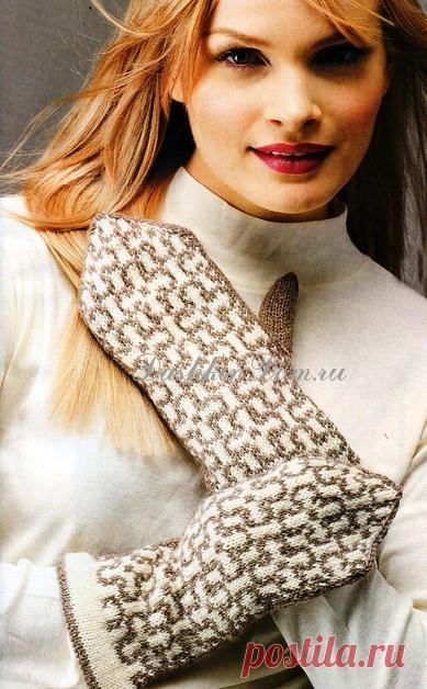 Варежки с жаккардовым узором.