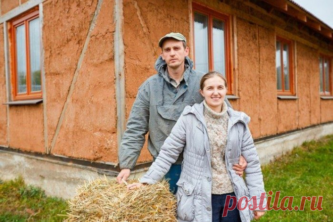 Житель Белоруссии строит соломенный дом / Я - суперпупер