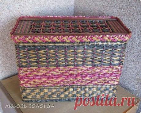Плетение из газет. Мастер-класс на крышку с цветным узором из трубочек.