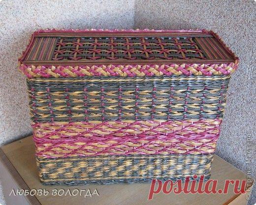 Плетение из газет. Мастер-класс на крышку с цветным узором из трубочек.