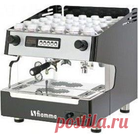 Купить Кофемашина Fiamma Atlantic I CV PCI NV  / Интернет-магазин "Vseinet.ru"
Кофемашина FIAMMA Atlantic I CV PCI NV предназначена для приготовления кофе и кофейных напитков.


Особенности:
Автоматическая (с программируемым дозированием кофе);
Встроенная помпа;
Подогреватель чашек; 
Система автоматического заполнения бойлера (AWR); 
Водоумягчитель; 
Кран для кипятка;
Паровой кран для приготовления «cappuccino»;
Бойлер и группа выполнены из меди;