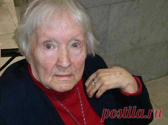Секрет долголетия столетней актрисы: «Курила, пила коньяк, никакой диеты» — Полезные советы