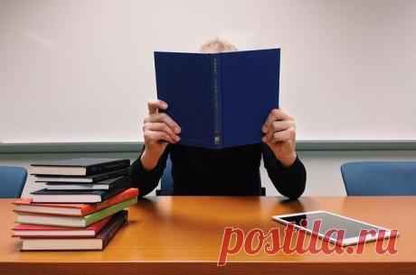 Учёба из-под палки. Почему современные дети и родители так ненавидят уроки По федеральному законодательству в образовании обязательные домашние задания не предусмотрены, они относятся к компетенции конкретной образовательной организации и самого педагога.