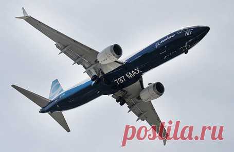Bloomberg: новые самолеты Boeing могут внезапно срываться в крутое пике
