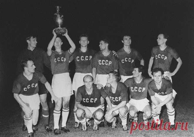 Сборная СССР – чемпион Европы! / Назад в СССР / Back in USSR