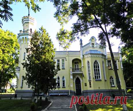 Палац Параскеви Штерич на Сумщині – Відкривай Україну
