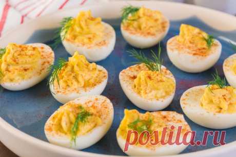 Фаршированные яйца на любой вкус: 17 самых простых вариантов приготовления. Аппетитная красота.