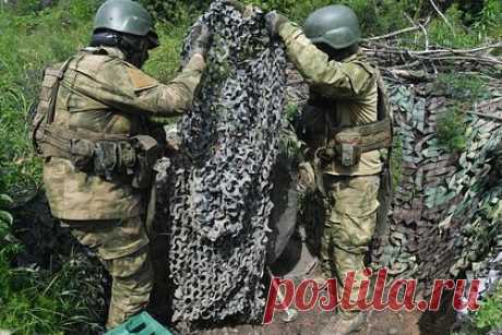 Российские военные нанесли удар по украинским диверсантам. Российские военные нанесли удар по украинским диверсантам около поселка Садового в Херсонской области. Как рассказал Кодрян, разведчики выявили места сосредоточения диверсионно-разведывательных групп противника, после чего артиллеристы Вооруженных сил России (ВС РФ) нанесли по ним удар.