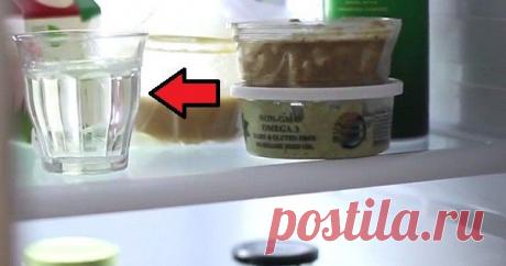 Она поставила стакан воды с содой в холодильник. Результатом будут довольны все домохозяйки! - Женский Журнал   В наше время можно найти на полках магазинов много разной бытовой химии, которая помогает привести дом в порядок. Хотя красочная реклама по телевизору умалчивает о ее вреде для здоровья, большинство из нас об этом давно знает. Некоторая бытовая химия содержит формальдегид, пары которого способны вызвать раковые заболевания. Почему же нам не заменить токсичные хим...