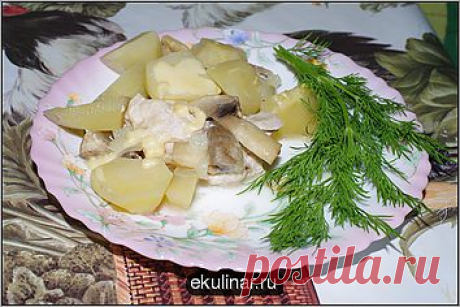 Курица с картофелем и грибами в мультиварке