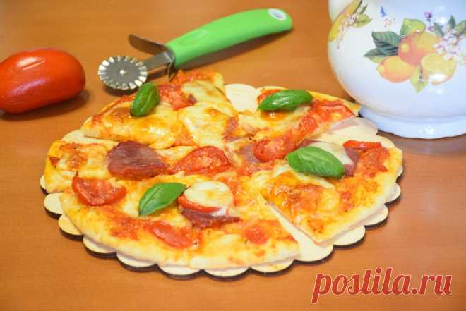 САМАЯ ВКУСНАЯ ПИЦЦА на тонком тесте ✧ Как в ПИЦЦЕРИИ | Марина Забродина | Яндекс Дзен