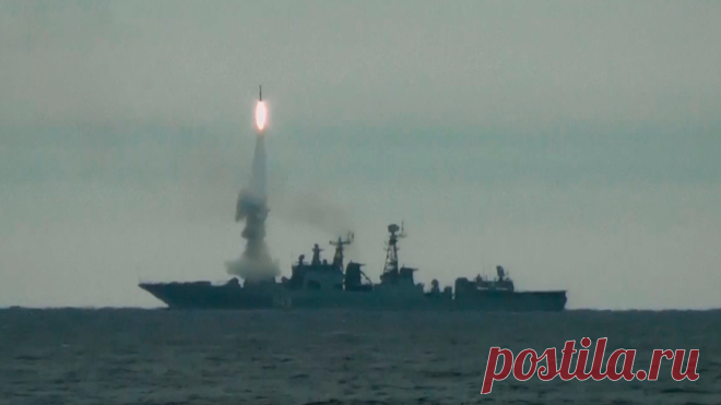 Внушительный «Ответ»: на что способен новейший противолодочный ракетный комплекс ВМФ России Российский фрегат «Маршал Шапошников» осуществил успешный пуск ракеты новейшего противолодочного комплекса «Ответ». Как сообщили в Минобороны, боевая часть поразила подводную цель в акватории Японского моря. По данным открытых источников, в головной части управляемой ракеты комплекса находится малогабаритная самонаводящаяся торпеда. Долетев до района предполагаемого нахождения цели,...