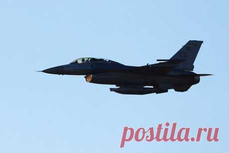 Пентагон оценил возможность F-16 изменить ситуацию на поле боя для ВСУ. Министр ВВС США Фрэнк Кендалл оценил поставки западными государствами Вооруженным силам Украины (ВСУ) истребителей F-16. «Считаю, что это будет важным приращением к потенциалу [Украины]. Я бы не сказал, что в корне меняющим ситуацию фактором как таковым», — заявил представитель Пентагона.