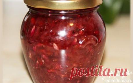 Варенье из лепестков чайной розы.