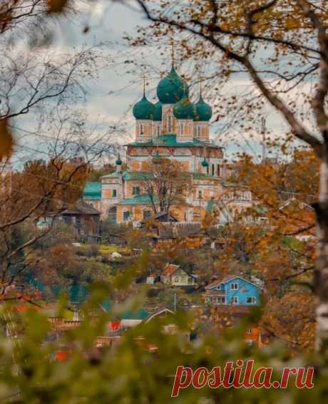 Осенний Тутаев..

 Ярославская область.