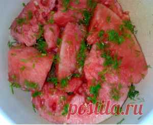 Солёный, квашеный арбуз, быстрый, простой и очень вкусный рецепт