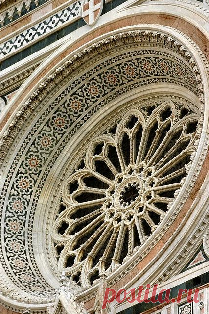 Il Duomo, Florence, Tuscany Region, Italy. The Basilica di Santa Maria del Fiore (English: Basilica of Saint Mary of the Flower) is the main church of Florence, Italy. The cathedral is the mother church of the Roman Catholic Archdiocese of Florence. The church is particularly notable for its 44 stained glass windows... 
flickr от chiron3636  |  Pinterest: инструмент для поиска и хранения интересных идей