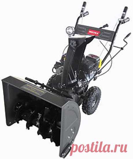 Снегоуборщик бензиновый WOTEX 65, Модель двигателя - Loncin, один из мировых лидеров по производству двигателей, мощность  - 6,5 л.с., объем двигателя - 196 см3, тип перемещения - самоходный, объем топливного бака - 3,6 л, ширина захвата - 61 см, высота захвата - 54 см, регулировка желоба - 2 положения, направление горизонтального выброса снега - 190°, количество скоростей - 4 вперед, 2 назад, электрозапуск - 230 В и ручной запуск, фара, скребок для чистки узлов и механизмов.