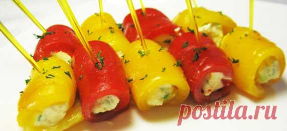 ​Рулетики из печеного перца с сырным кремом