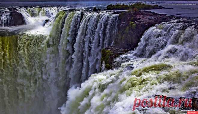 Фото: Южная Америка, Аргентина, Водопад Игуасу- участок 