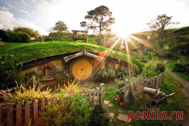 Hobbiton in New Zealand: Lovely Place of Hobbit Houses